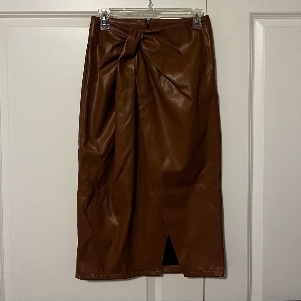 Brown pencil skirt
